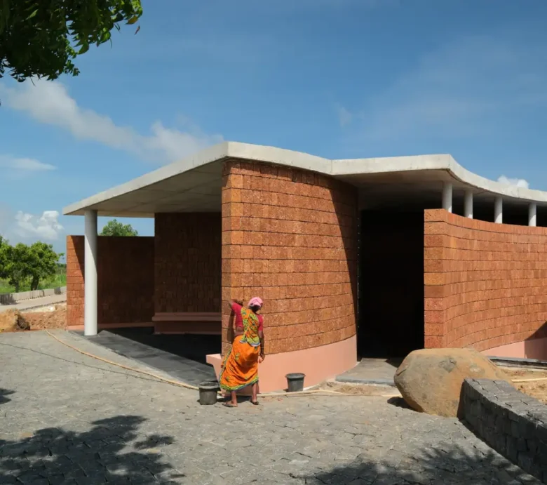 Four Walls Pavilion 8